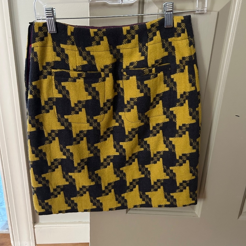Boden Houndstooth Skirt with Back Pockets Size 2 - Picture 4 of 5